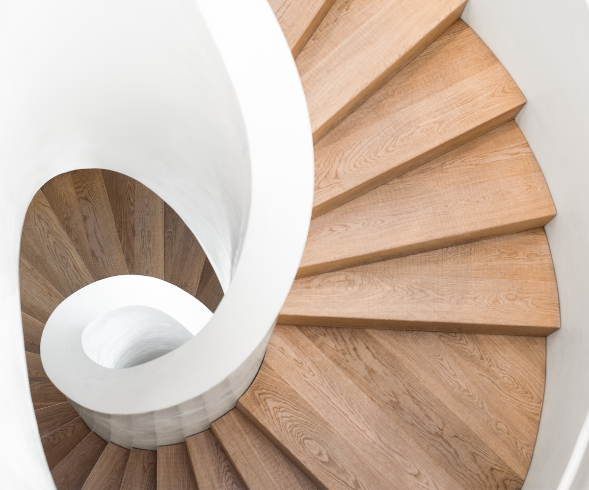 Est-il possible de lasurer un escalier en bois ?